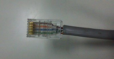 网线一分为二的物理接法详解 从操作步骤到风险与实用选择